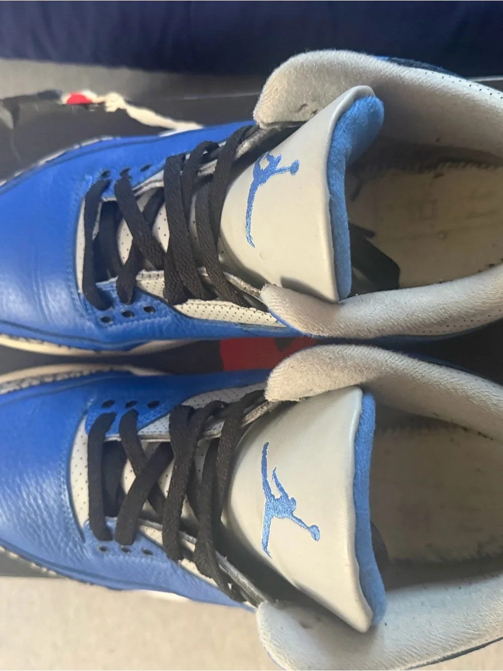 Jordan 3 royal cement